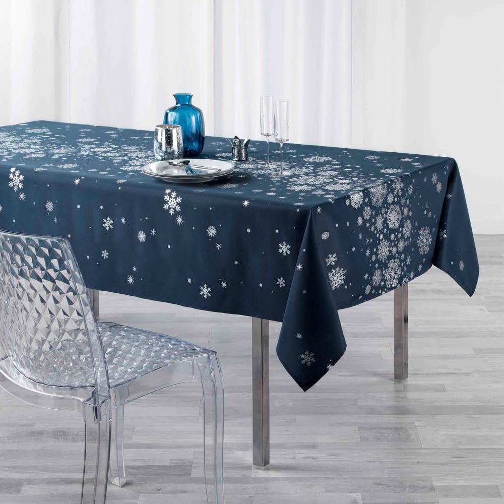 Nappe rectangle antitache flocons bleu 150 x 240 cm - Maisons du Monde
