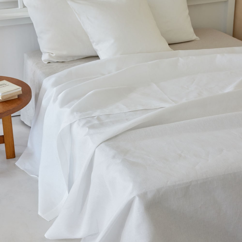 Drap plat uni en lin blanc 240x300 — vue 3