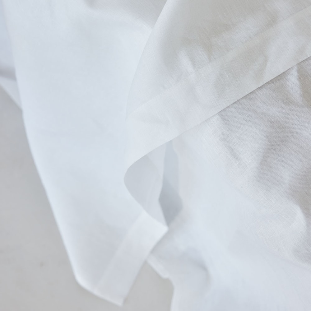 Drap plat uni en lin blanc 240x300 — vue 4