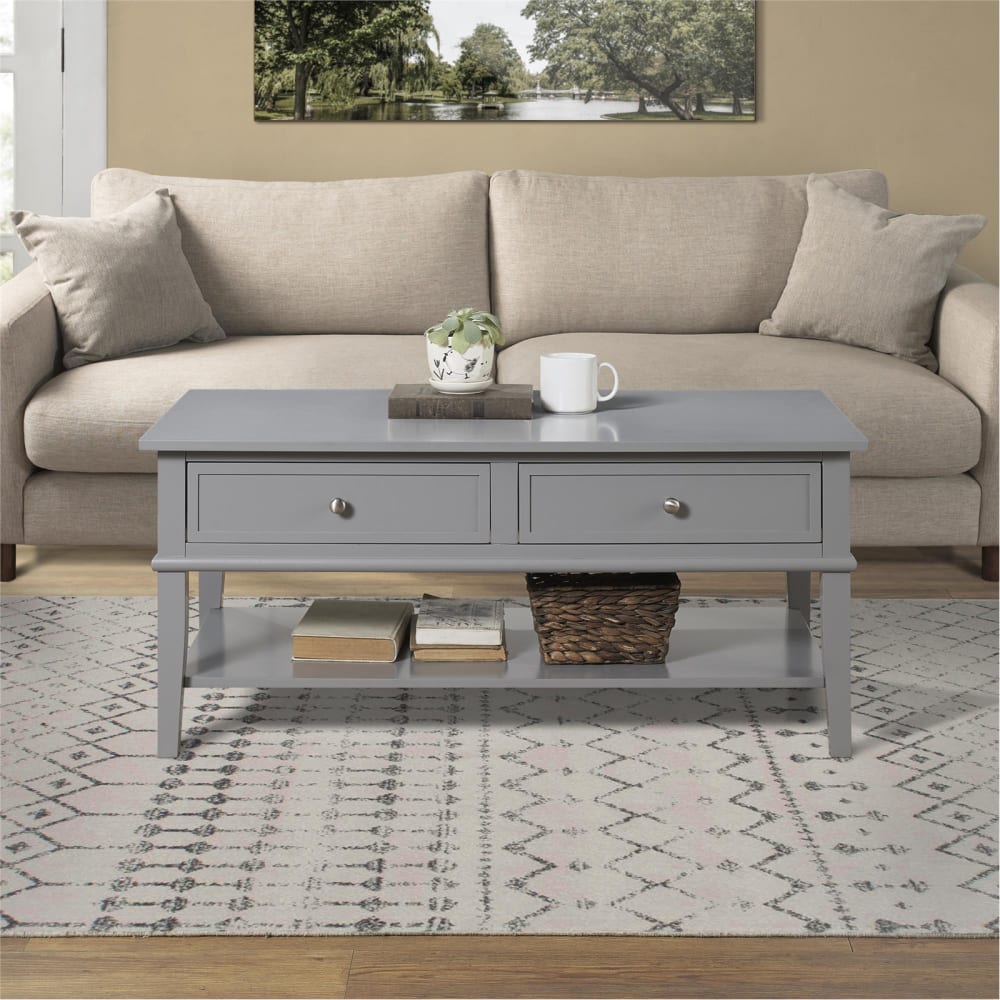 DOREL HOME Mit dem Couchtisch von Ameriwood Home erhalten Sie den Platz, den Sie in Ihrem Wohnzimmer brauchen. Grau