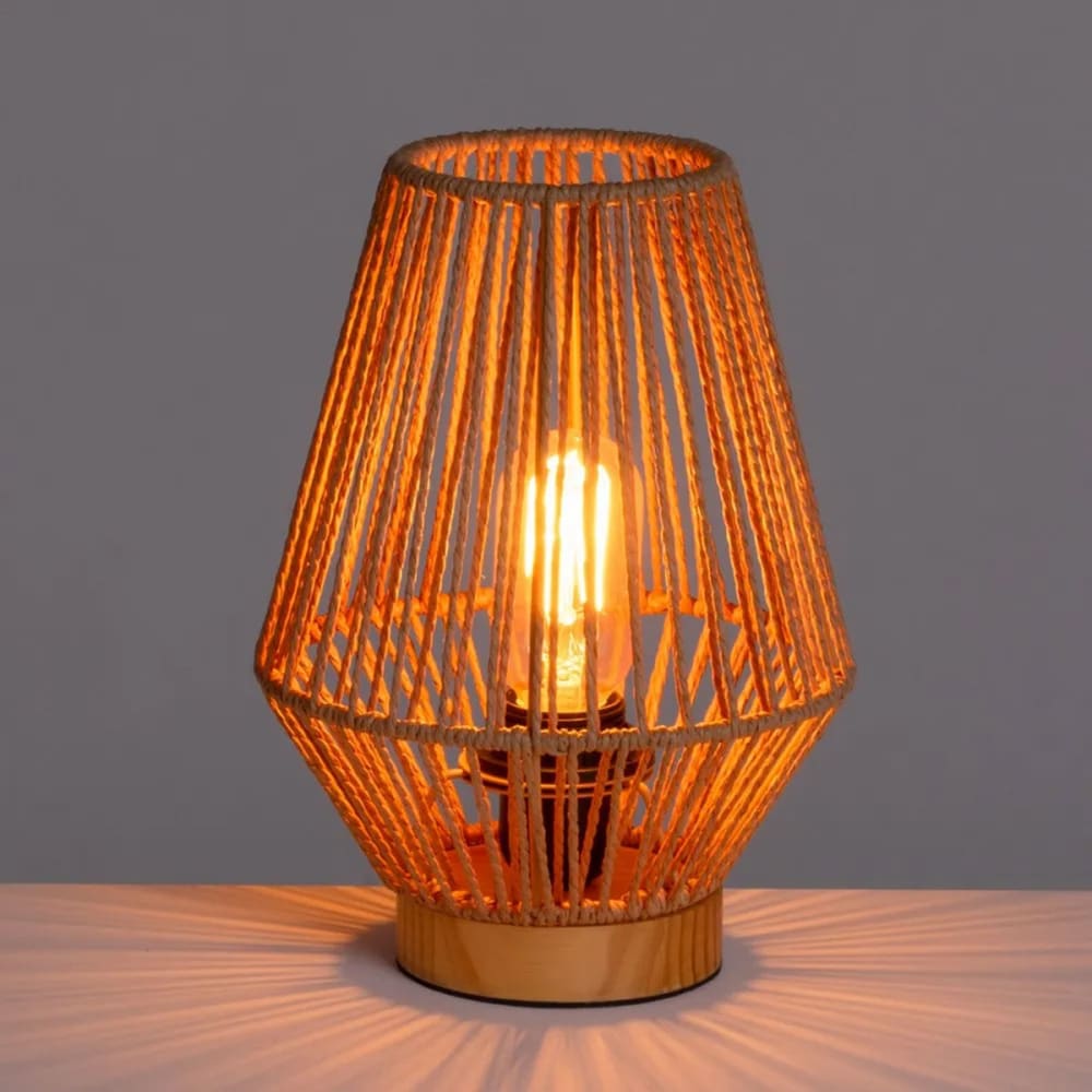 Lampe en fibre de papier tressée - Maisons du Monde