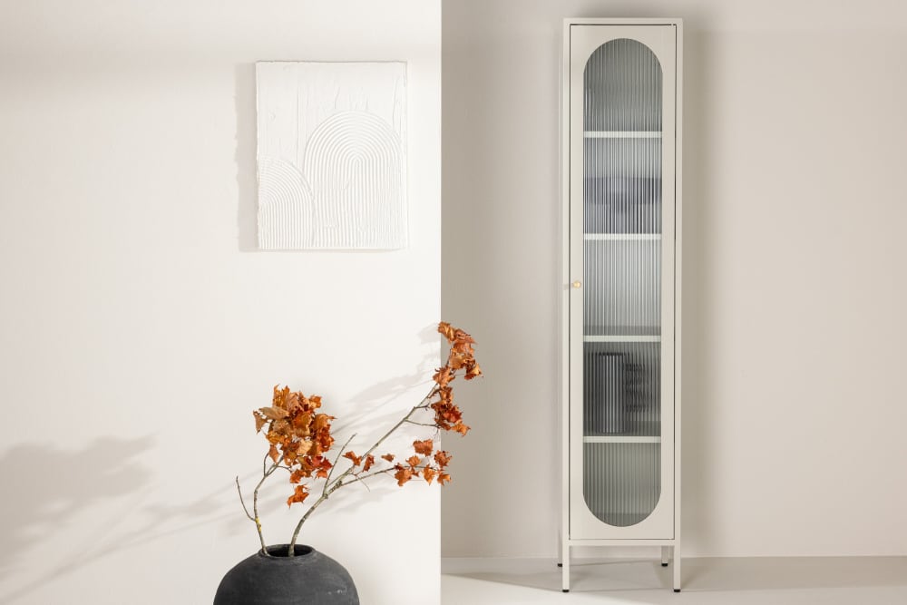 Buffet haut vitré moderne SARTA métal + verre beige 37x35x180cm - Maisons du Monde