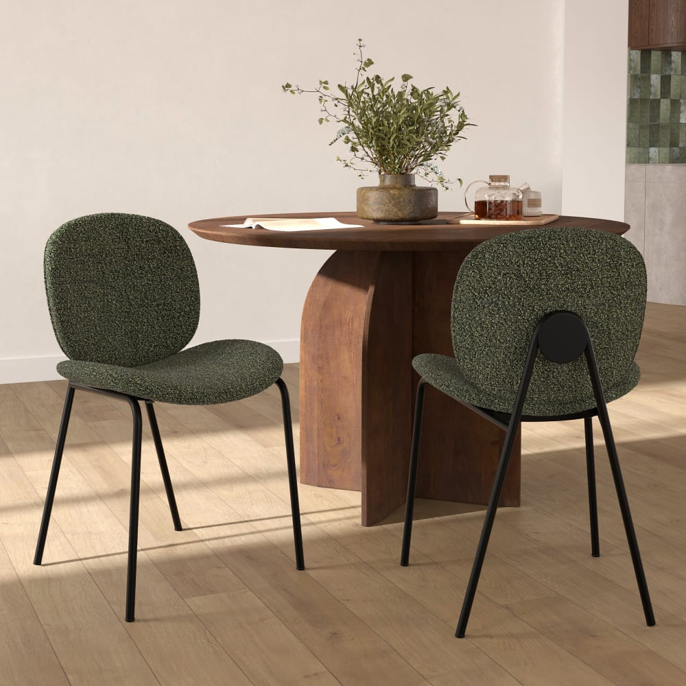 Lot de 2 chaises en tissu bouclé vert et pieds en métal noir - Maisons du Monde