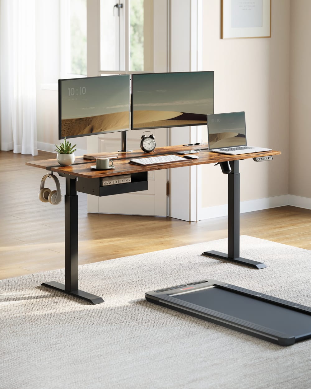 Bureau réglable en hauteur fonction mémoire 160 x 70 cm marron et noir