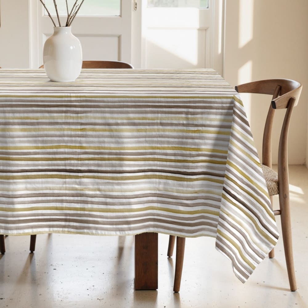 Nappe enduite anti-taches en 100% coton marron 155x155 cm