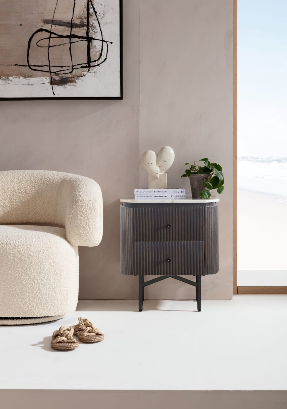 Table de chevet 2 tiroirs en manguier massif et marbre blanc