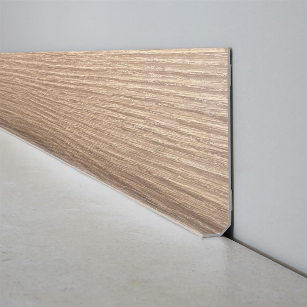 Plinthes pvc adhésives