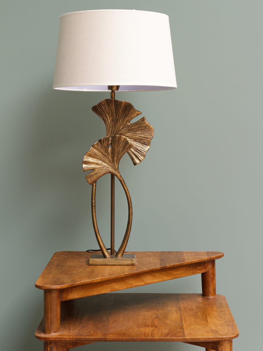 Lampe à poser en aluminium doré — vue 3