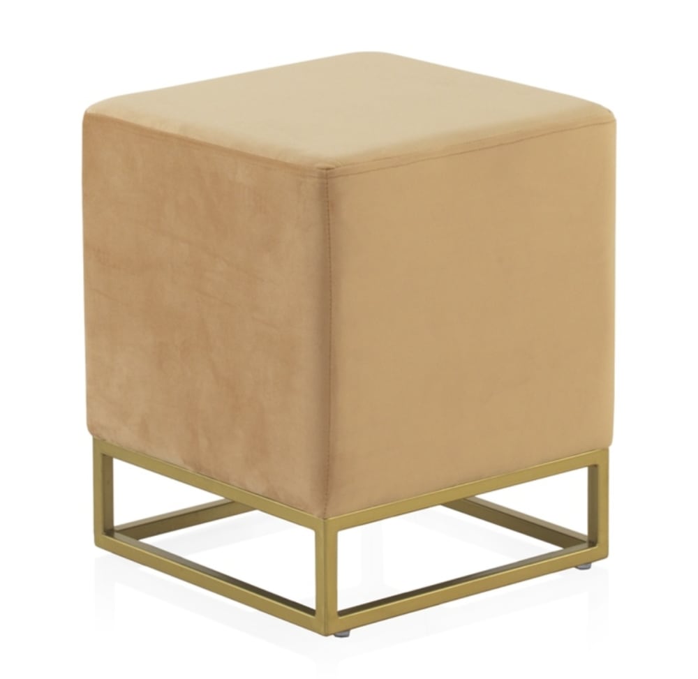 Pouf tapissé en velours moutarde avec base dorée