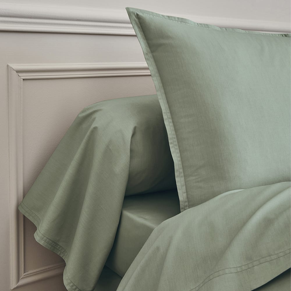Drap housse uni en percale de coton vert sauge 200x200 — vue 4