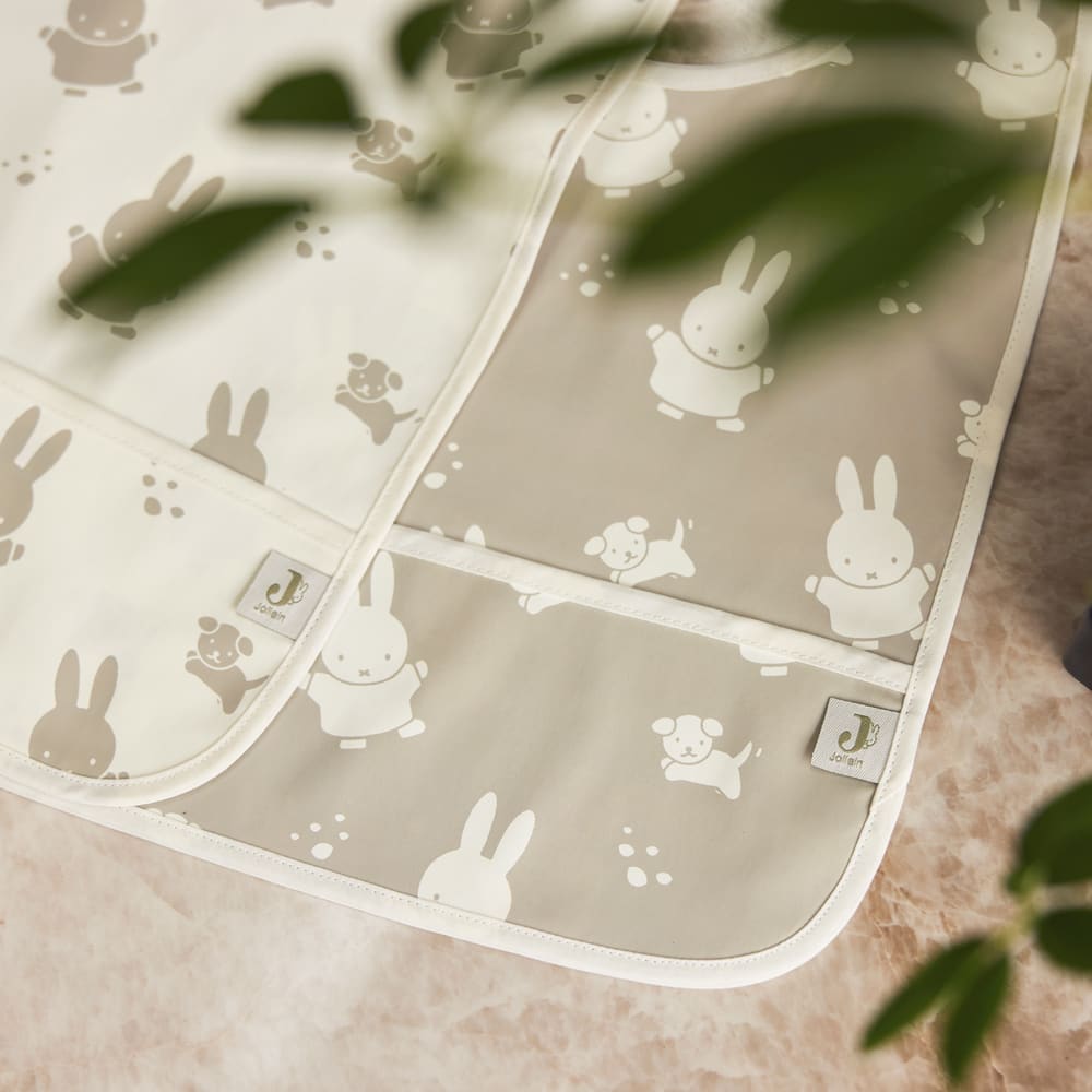 Lot de 2 bavoirs plastifiés Miffy Snuffy Olive Green - Maisons du Monde