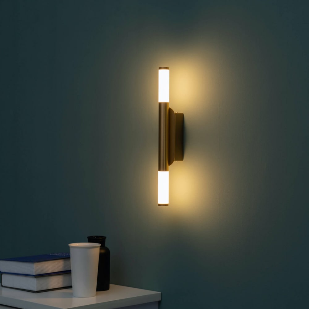 Wandleuchte aus Aluminium und Acryl 40 cm, Gold / Messing -