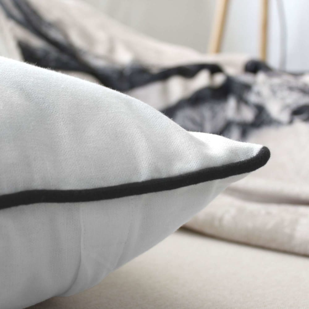 Coussin imprimé ours blanc 40 x 40 cm — vue 4