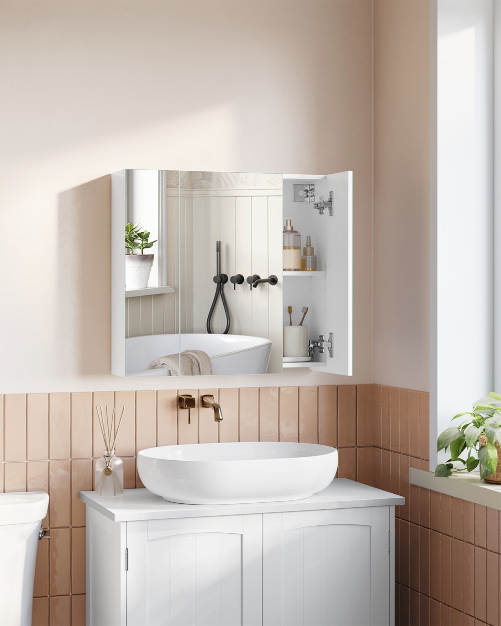 Armoire murale avec miroir 3 portes effet bois blanc - Maisons du Monde