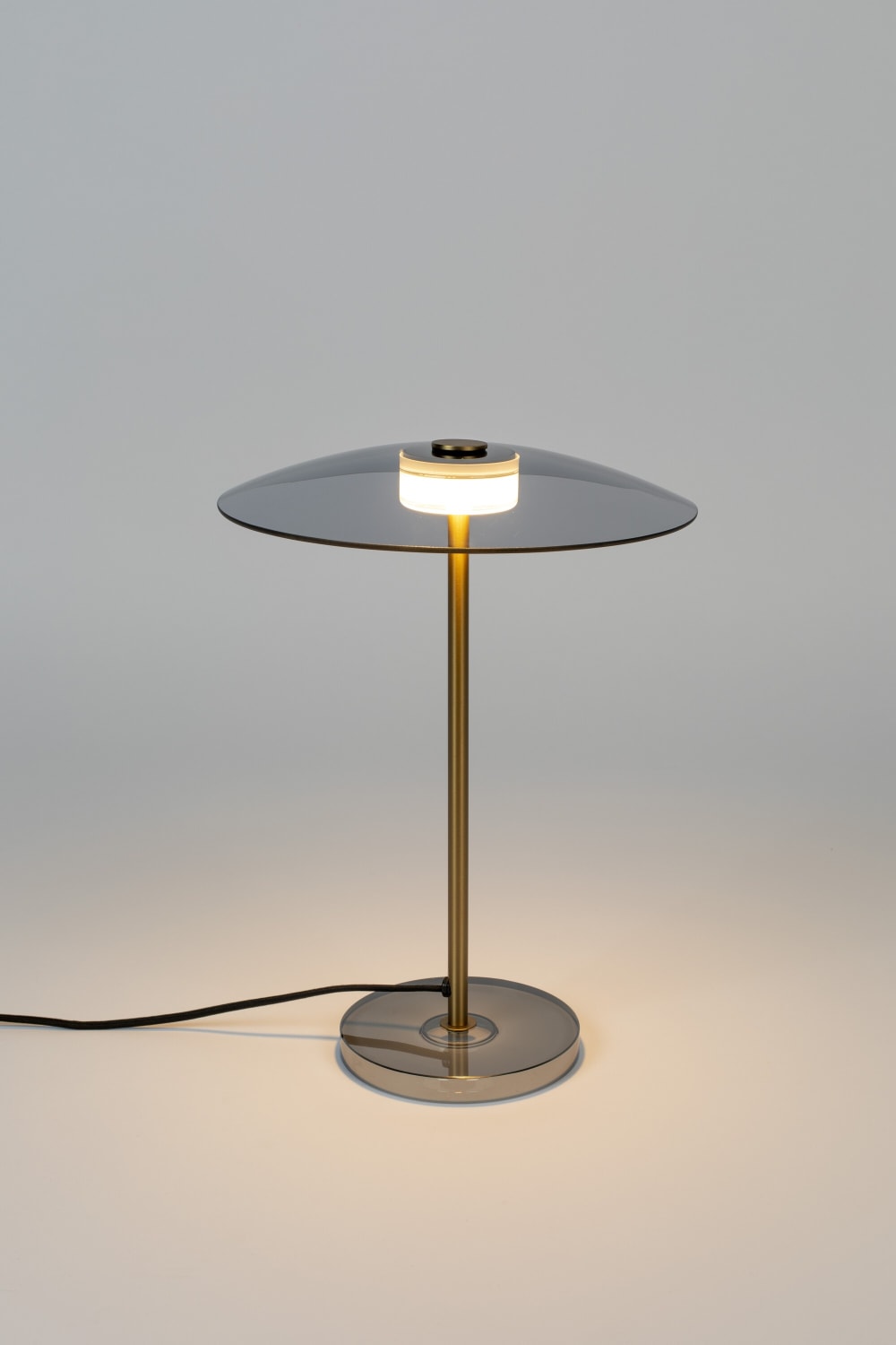 Lampe à poser en verre doré - Maisons du Monde