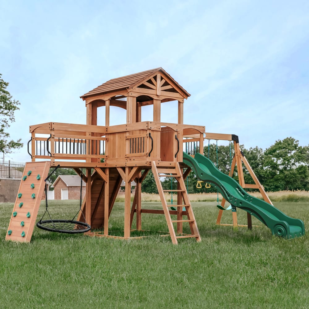 Spielturm aus Holz mit Rutsche, Sandkasten, Kletterwand &