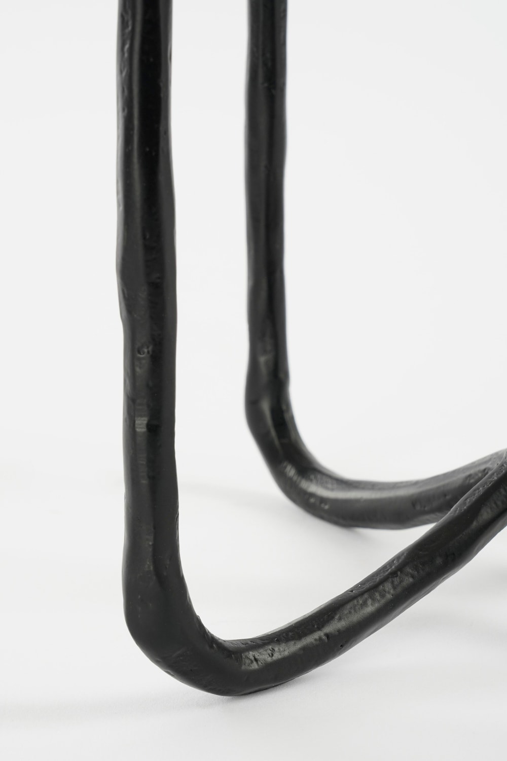 Chandelier noir aluminium h44xl23xl23cm — vue 4
