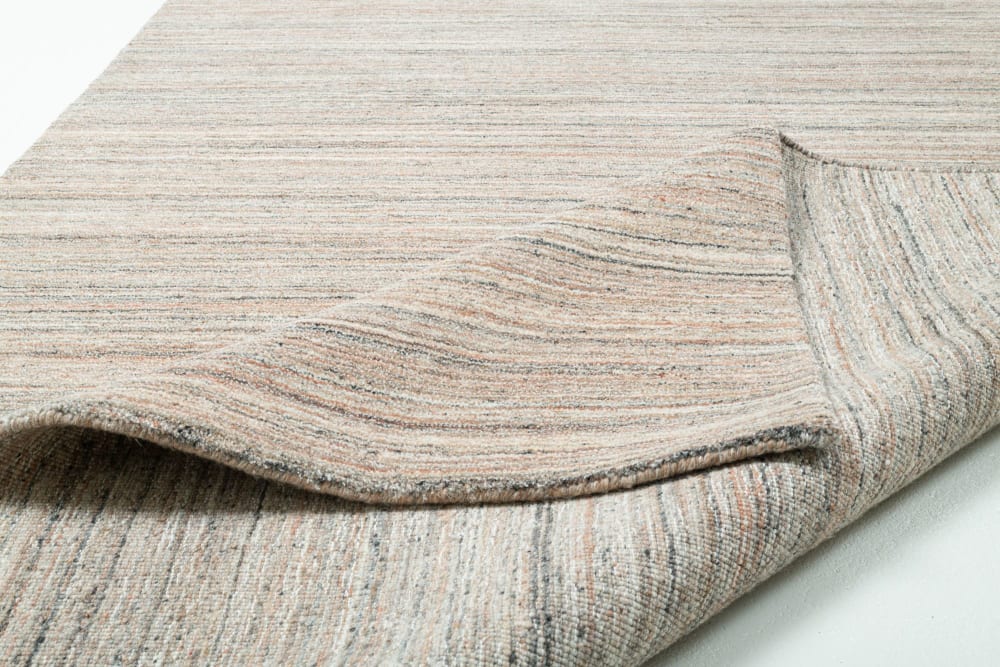 Tapis de salon tissé main en viscose et laine Rose 40x60 cm — vue 4