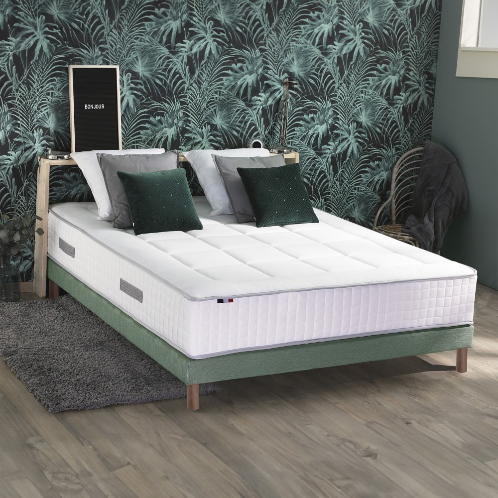 Matelas hybride 7 zones mémoire de forme sommier 140 x 190 vert Matelas hybride 7 zones mémoire de forme sommier 140 x 190 vert