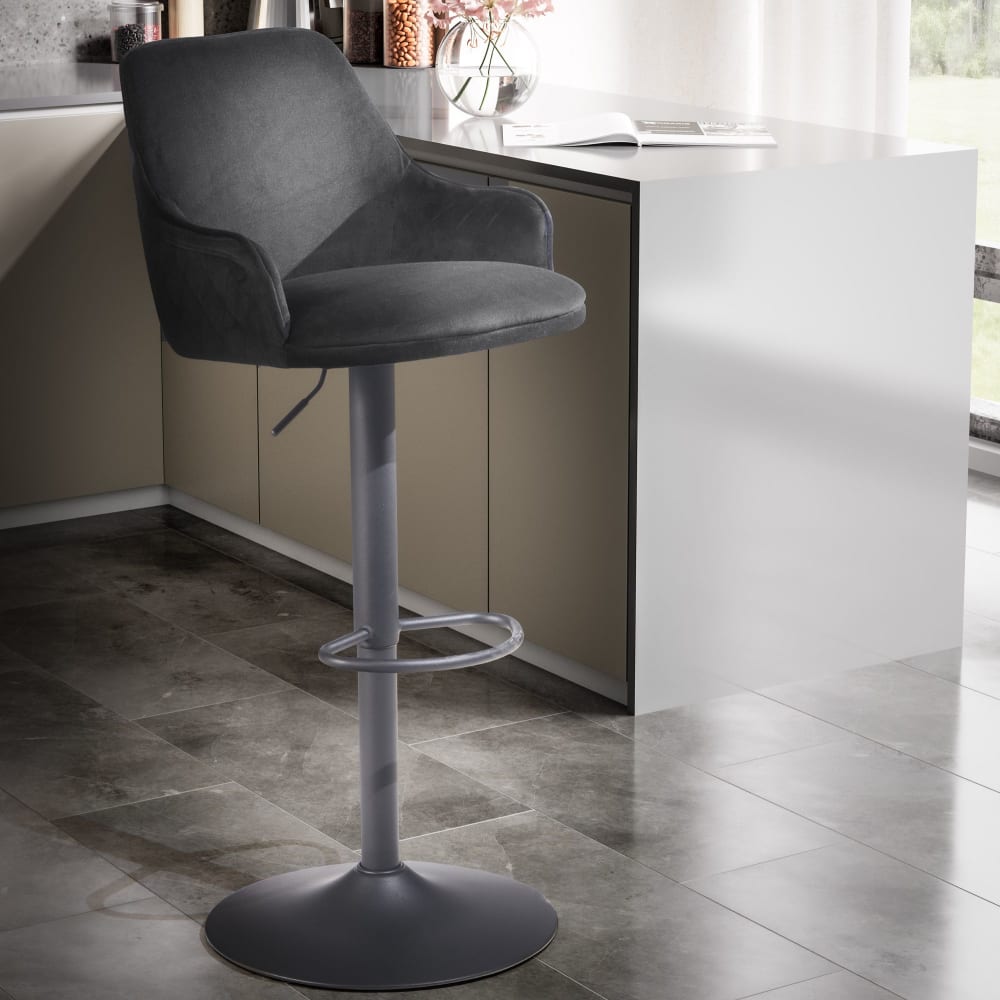 Barhocker höhenverstellbar aus Samtstoff, Schwarz - Maisons Du
