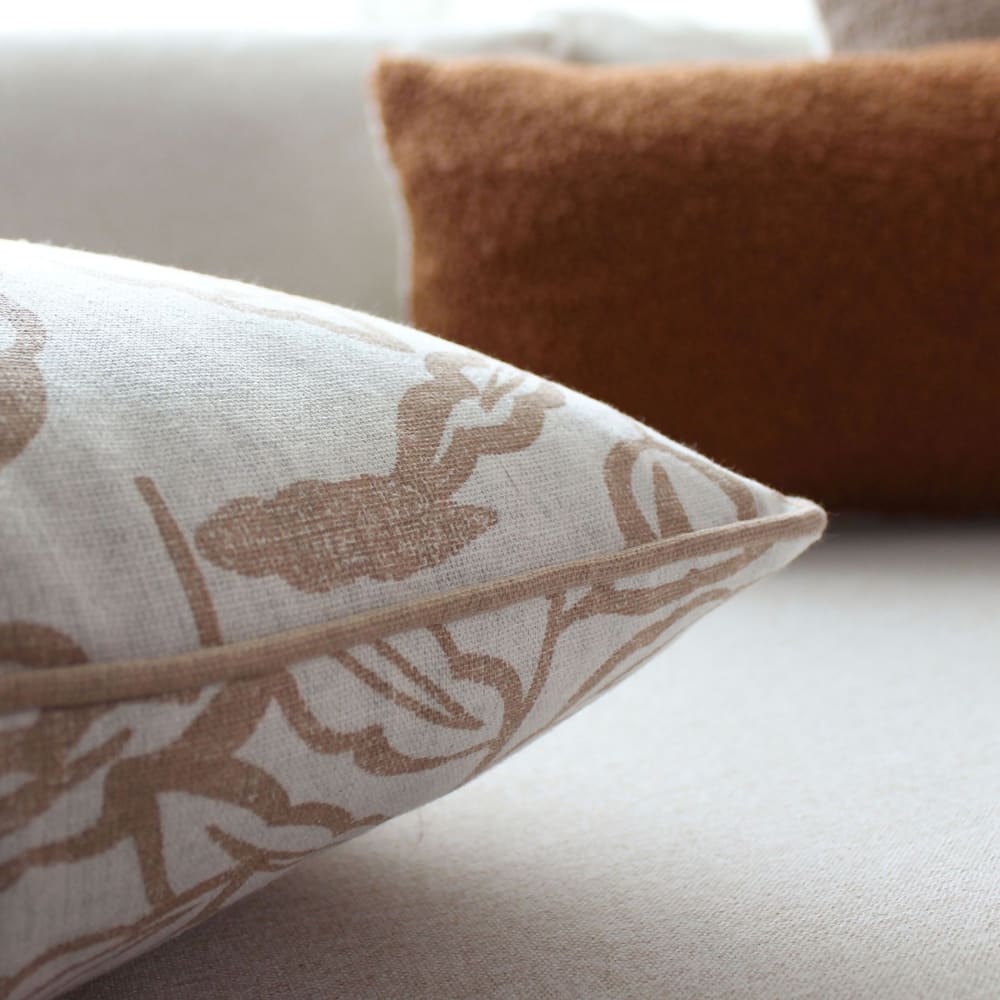 Coussin déhoussable en coton recyclé chambray coton/polyester beige 40 - Maisons du Monde