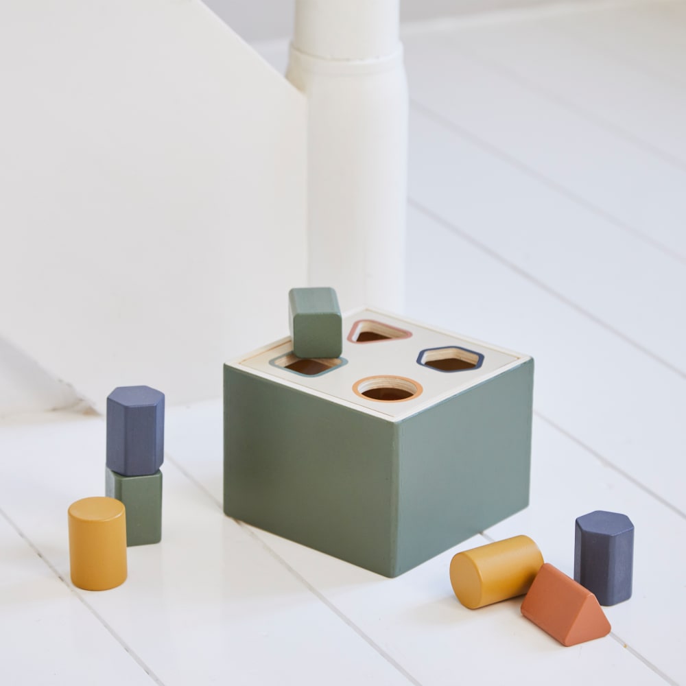 Boîte de tri de formes en bois multicolore 15x15cm - Maisons du Monde