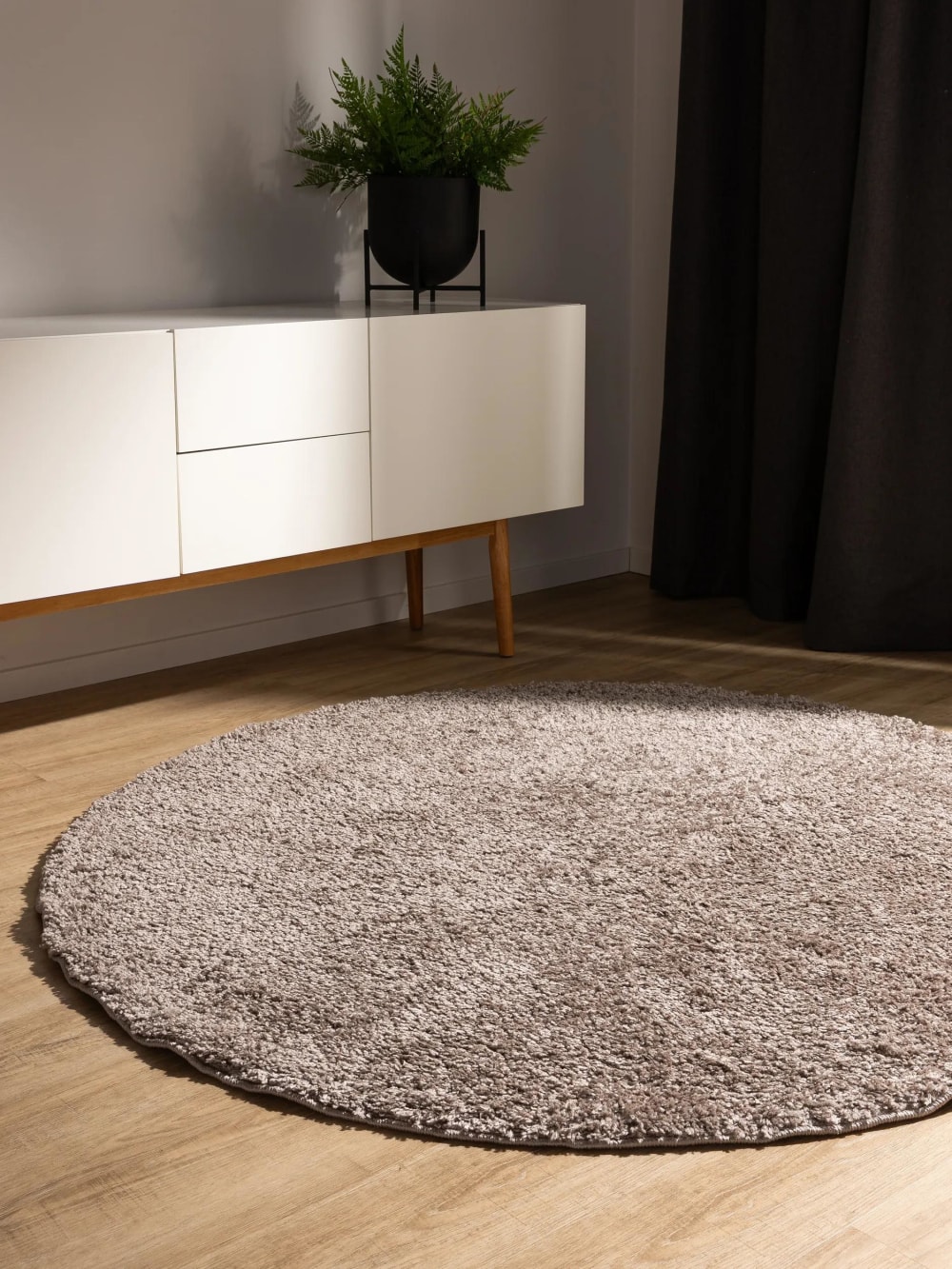 Tapis à poils longs taupe D 200 rond — vue 3