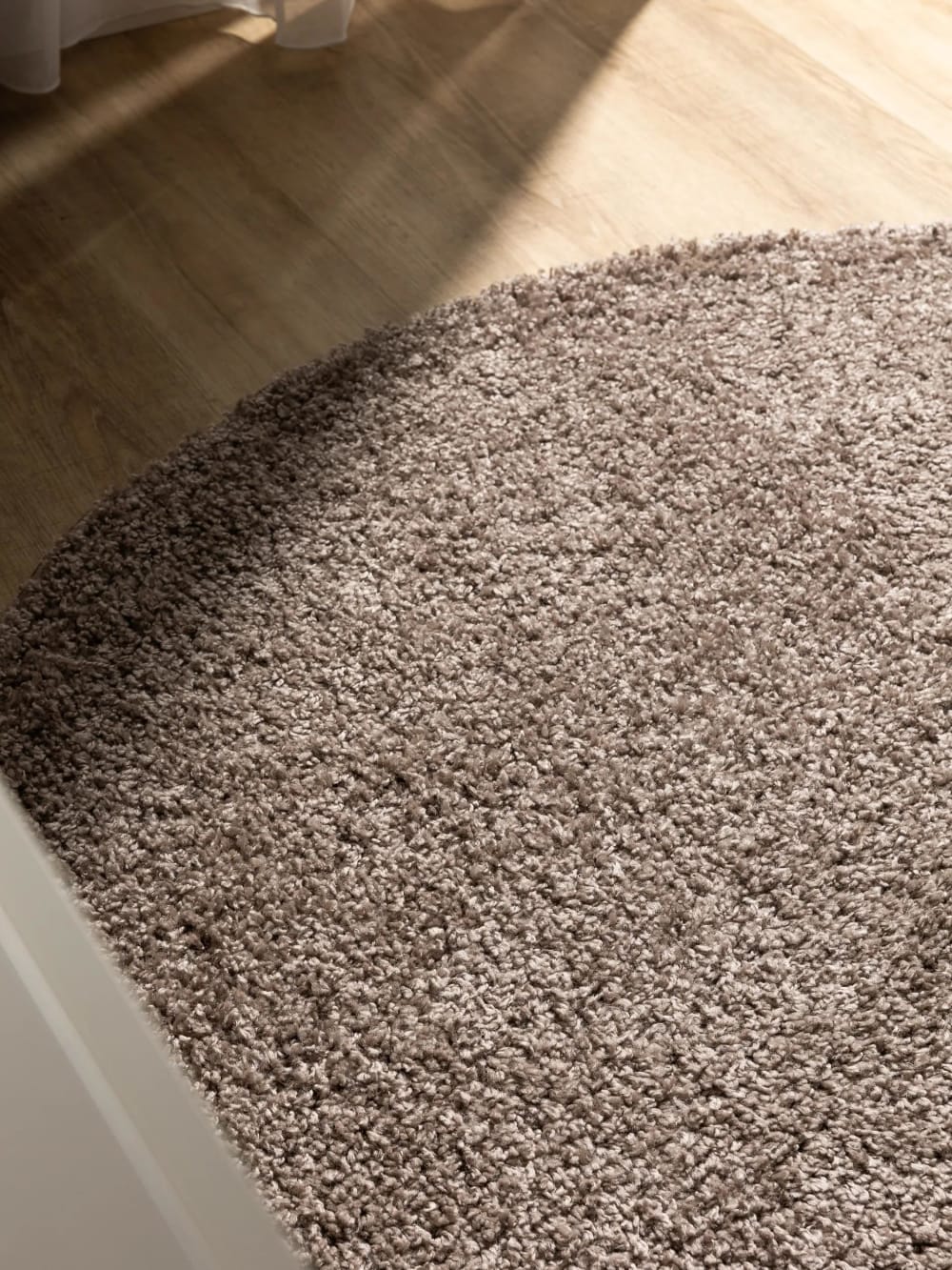Tapis à poils longs taupe D 200 rond — vue 4