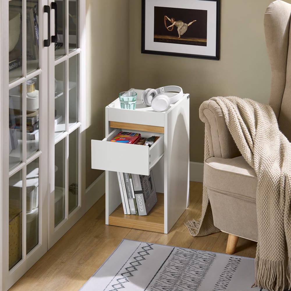 Table de chevet avec tiroir effet bois blanc - Maisons du Monde