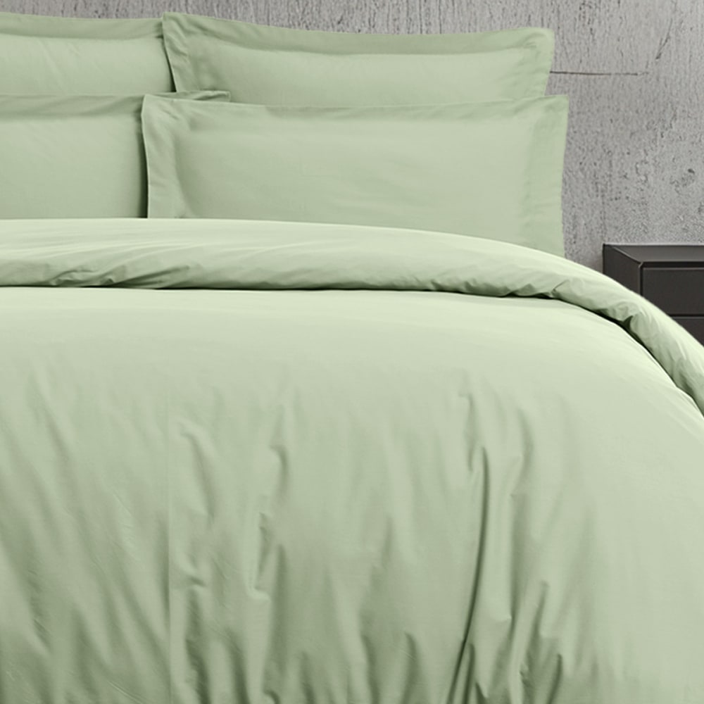 Housse de couette en satin de coton 120 fils  sauge 240x220 cm - Maisons du Monde