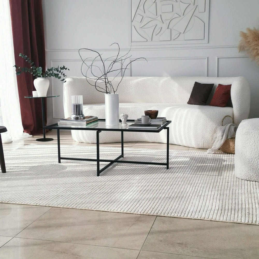 Table basse en métal noir 94x64x35h cm