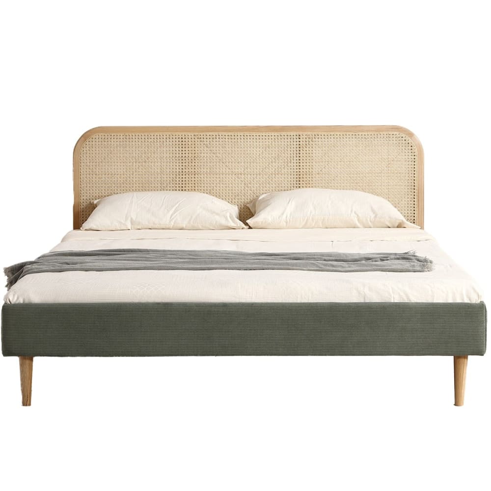 Lit+adulte+140x190+cm+en+velours+cotele+vert,+tete+de+lit+en+cannage