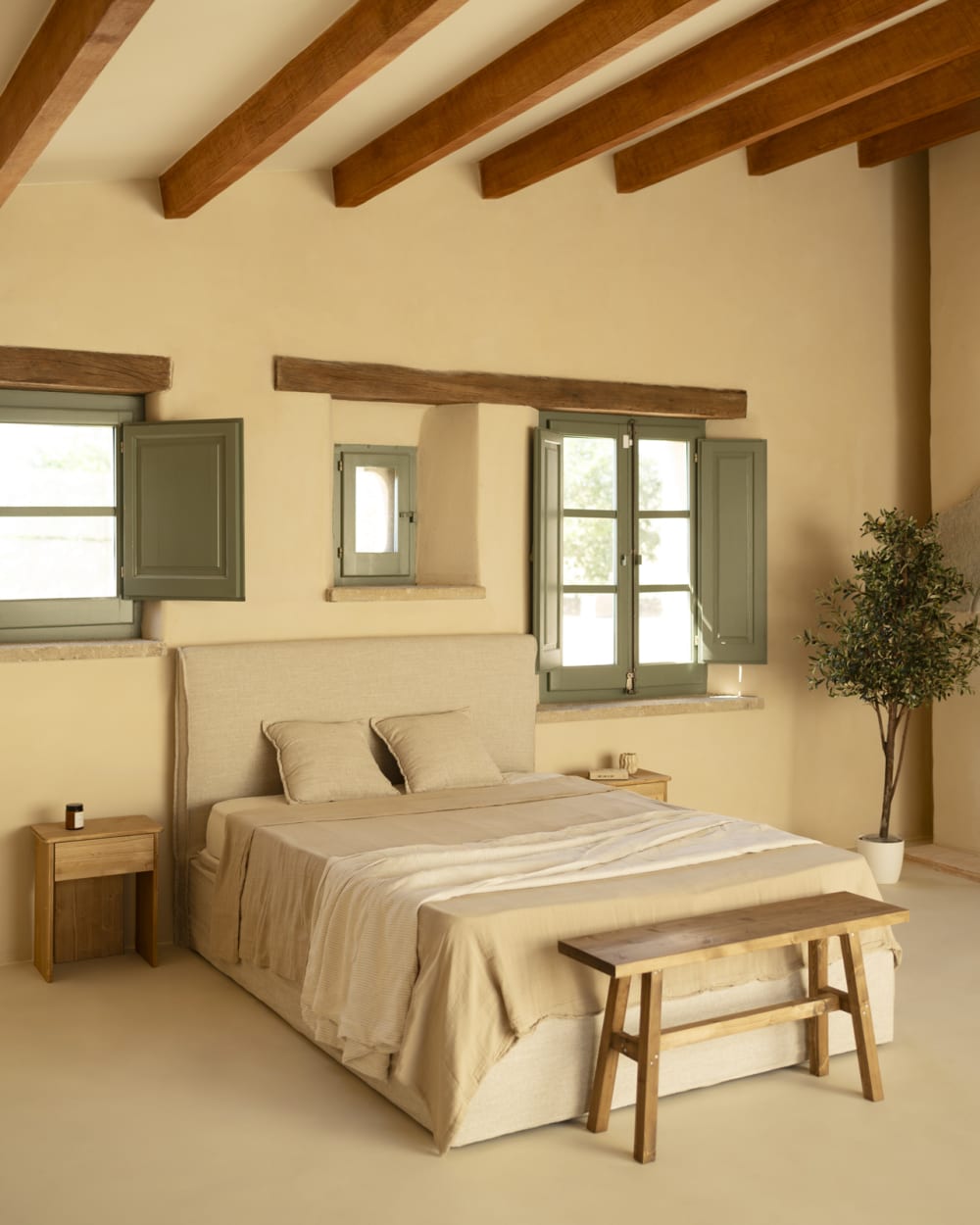 Canapé en lin beige déhoussable pour les matelas 180x200cm