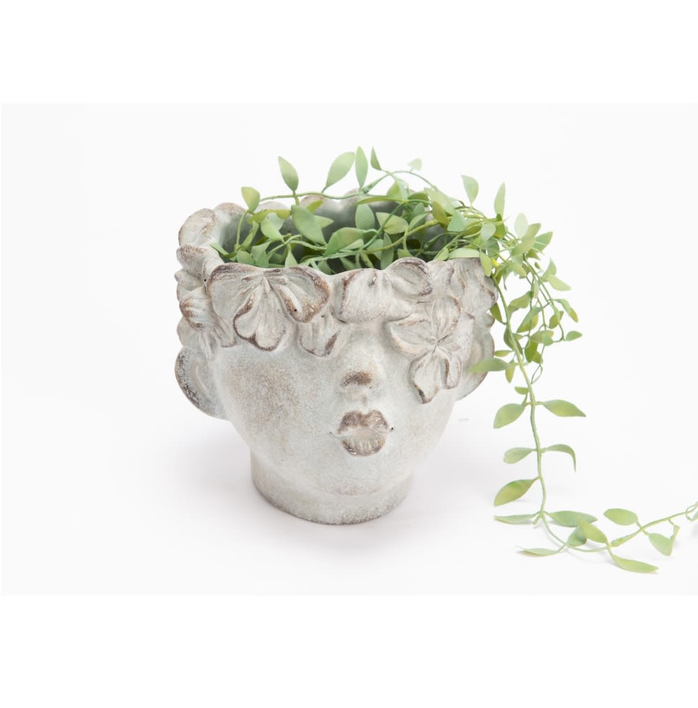 Cache pot enfant bisous grand modèle gris en pierre reconstituée - Maisons du Monde