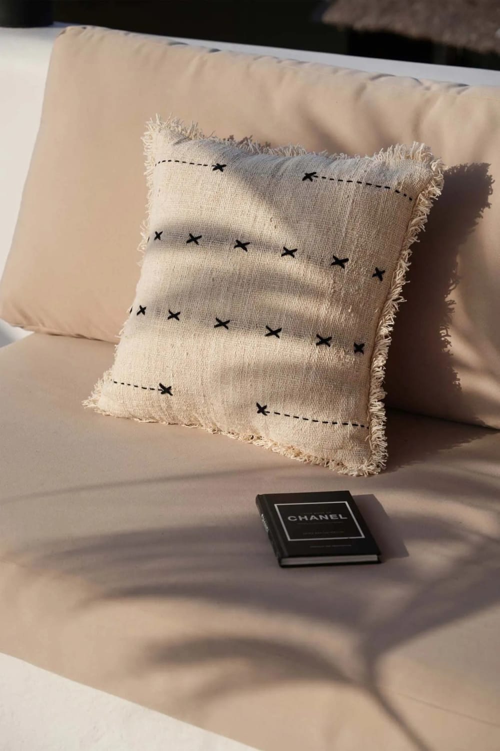 Housse de coussin en coton marron et noir 50 x 50 x 10 cm - Maisons du Monde