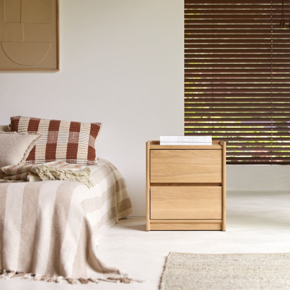 Tikamoon Nachttisch aus massivem Eichenholz mit 2 Schubladen style modern Beige