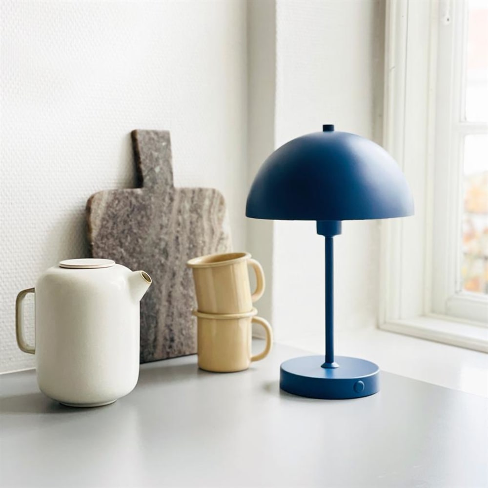 Dyberg Larsen Tischleuchte aus Metall h 30 cm d 20 cm, indigo blau style modern - Metall