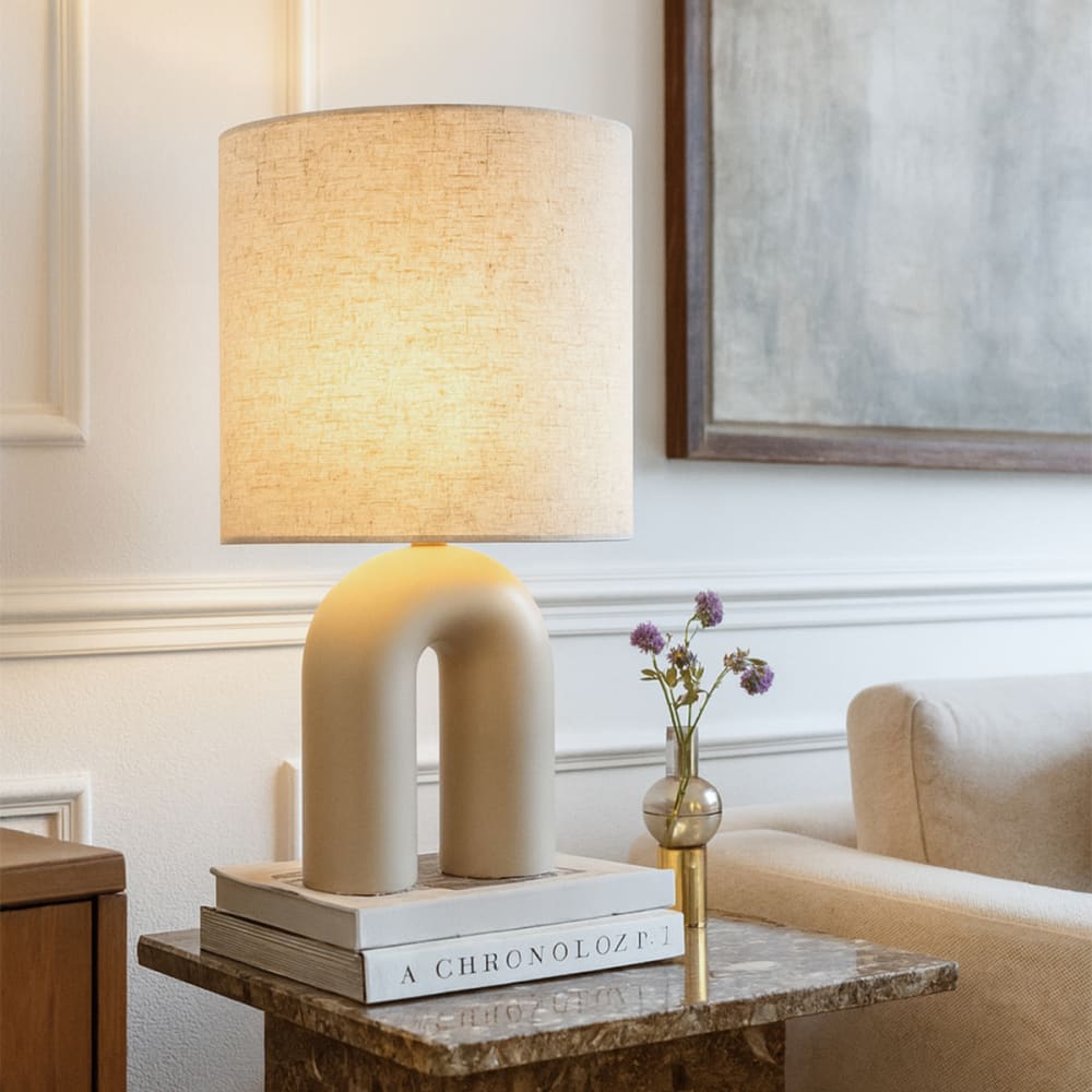 Lampe de table design beige abat-jour en lin beige — vue 3