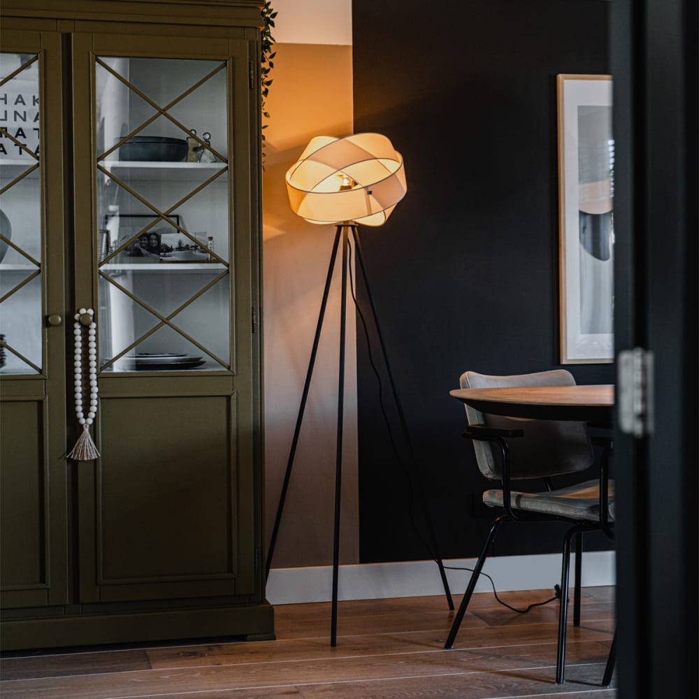 Lampadaire moderne blanc — vue 3