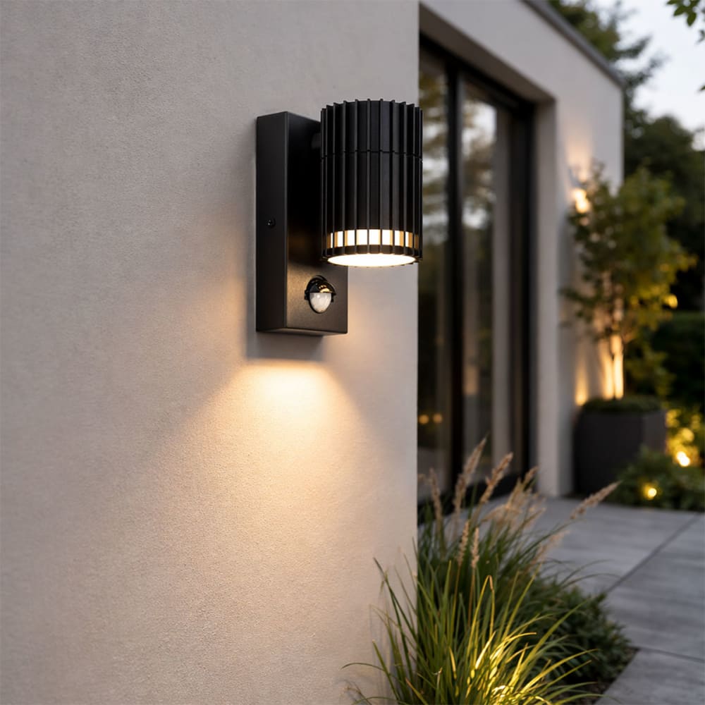 Applique noire extérieure détecteur de mouvement ip44 - Maisons du Monde