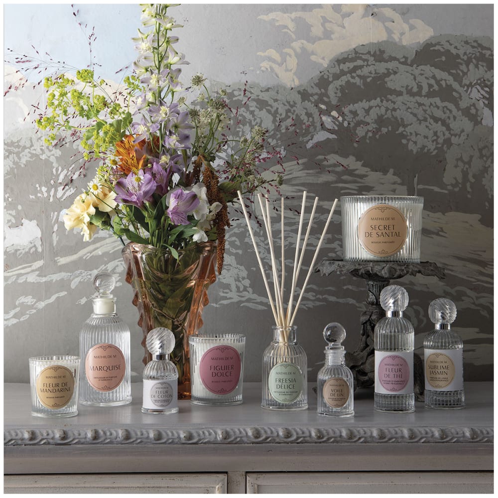 Bougie parfumée 65 g - fleur de coton - Maisons du Monde