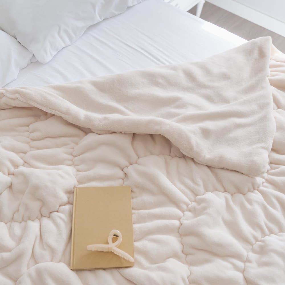 Couverture Lit et Canapé 100% polyester beige — vue 4