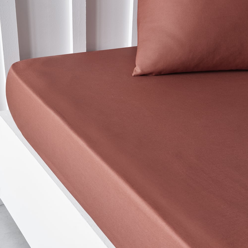 Drap housse grand bonnet 2 personnes uni coton  140x190 cm Rouge