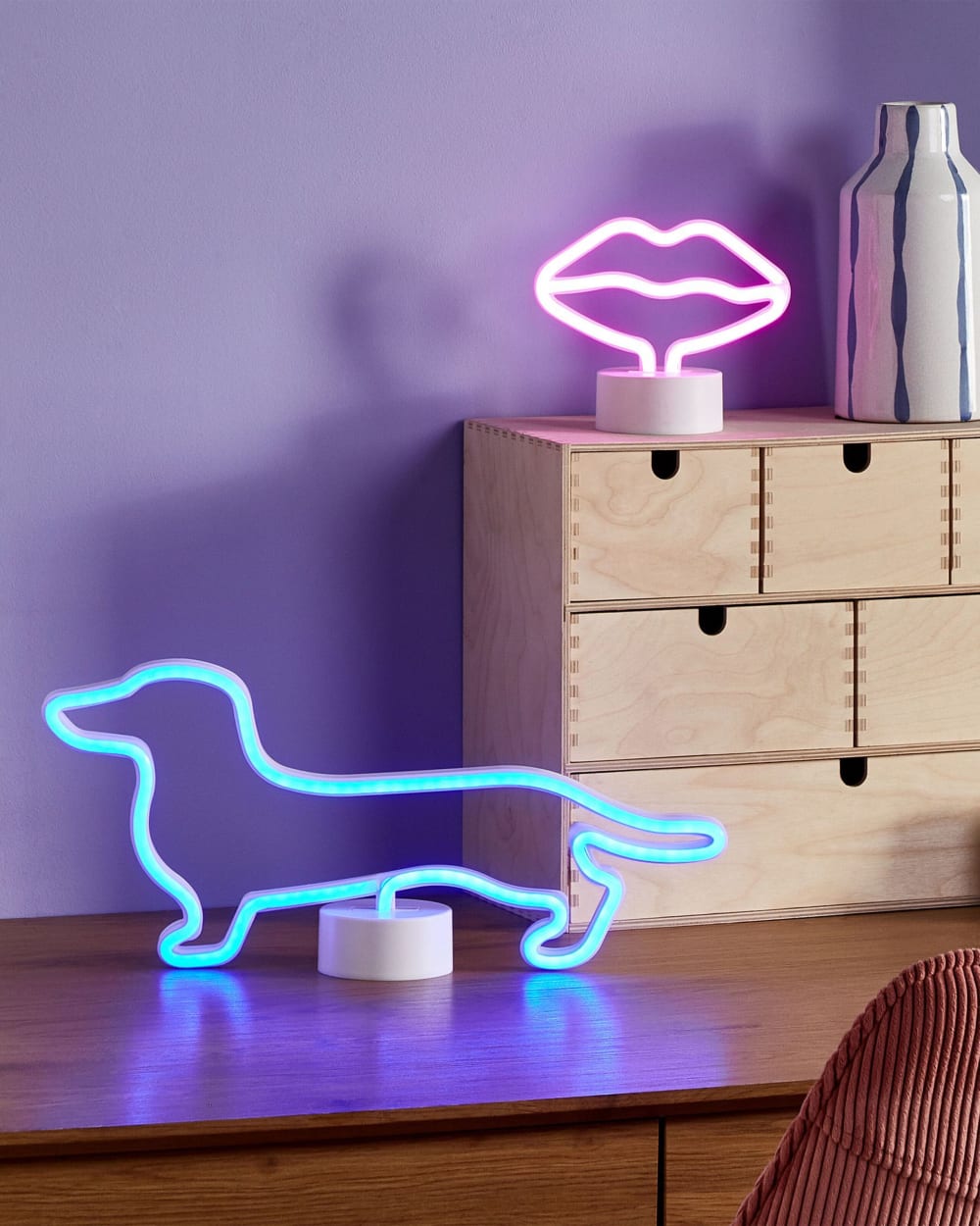 Neonlicht LED Dekofigur aus Kunststoff Hundeform, blau - Maisons