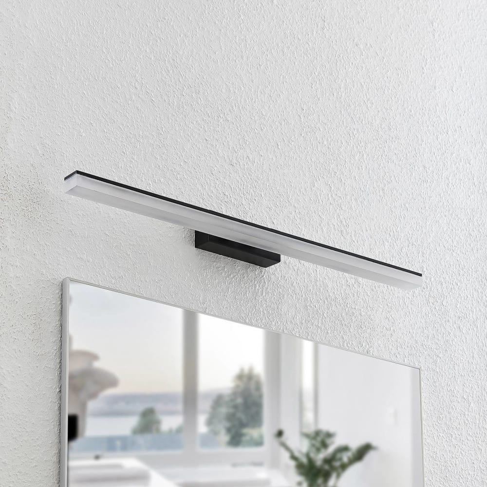 lampara de pared de metal negro