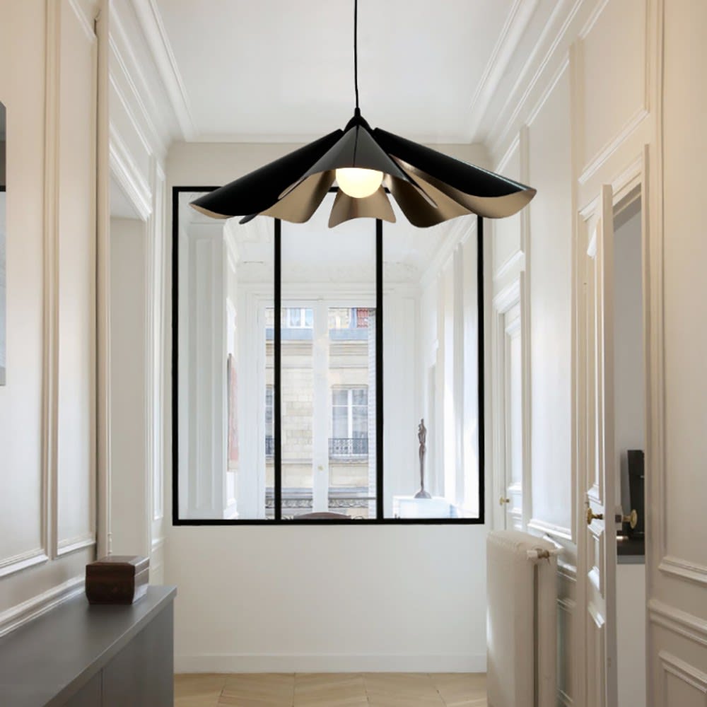 Suspension en pétales de papier noir métal contrecollé d.60cm - Maisons du Monde