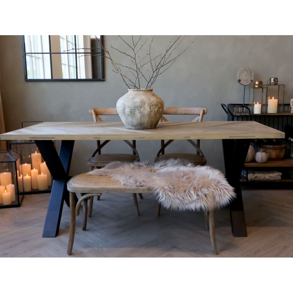Table à manger en bois marron et fer forgé noir 200 x 90 x 77 cm - Maisons du Monde