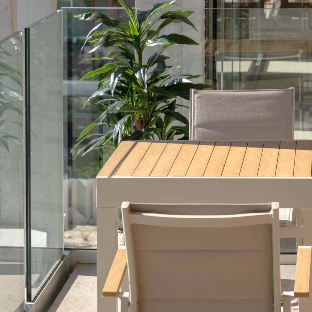 Set de table 160/80×80 cm et 4 chaises alum beige e textilene