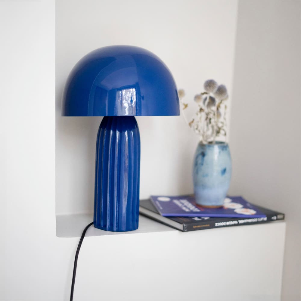Lampe à poser en métal bleu foncé — vue 3