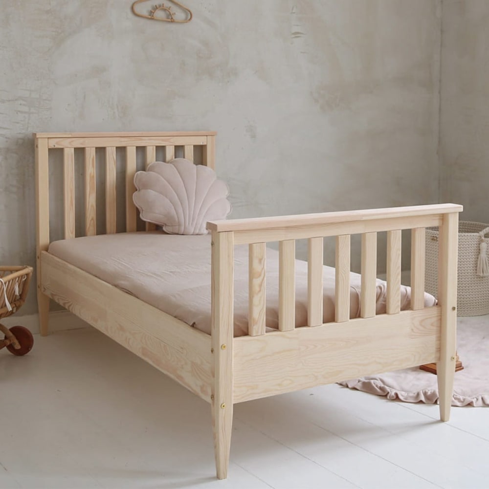 Petits meubles Bett 90x190 inklusive Lattenrost Holz Naturholz Braun Baby